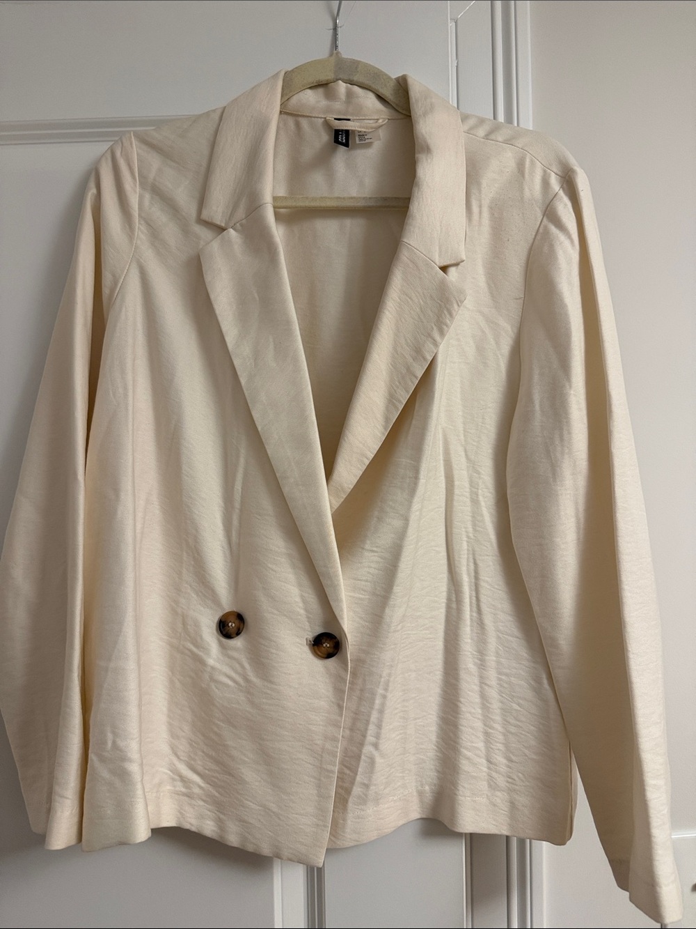 H&M Cream Double-Breasted Blazer with Dark Tortoiseshell Buttons